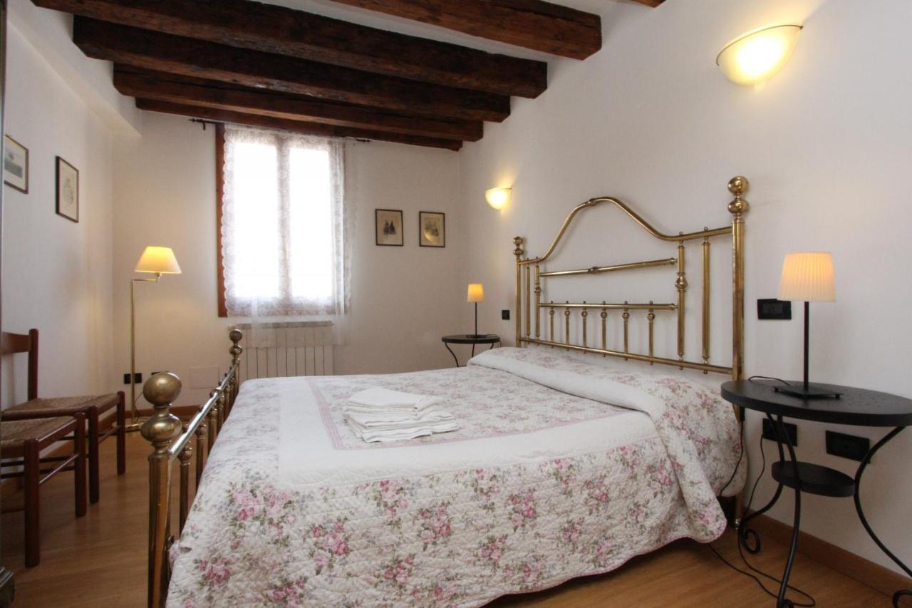 Residence Dei Mori Венеция Екстериор снимка