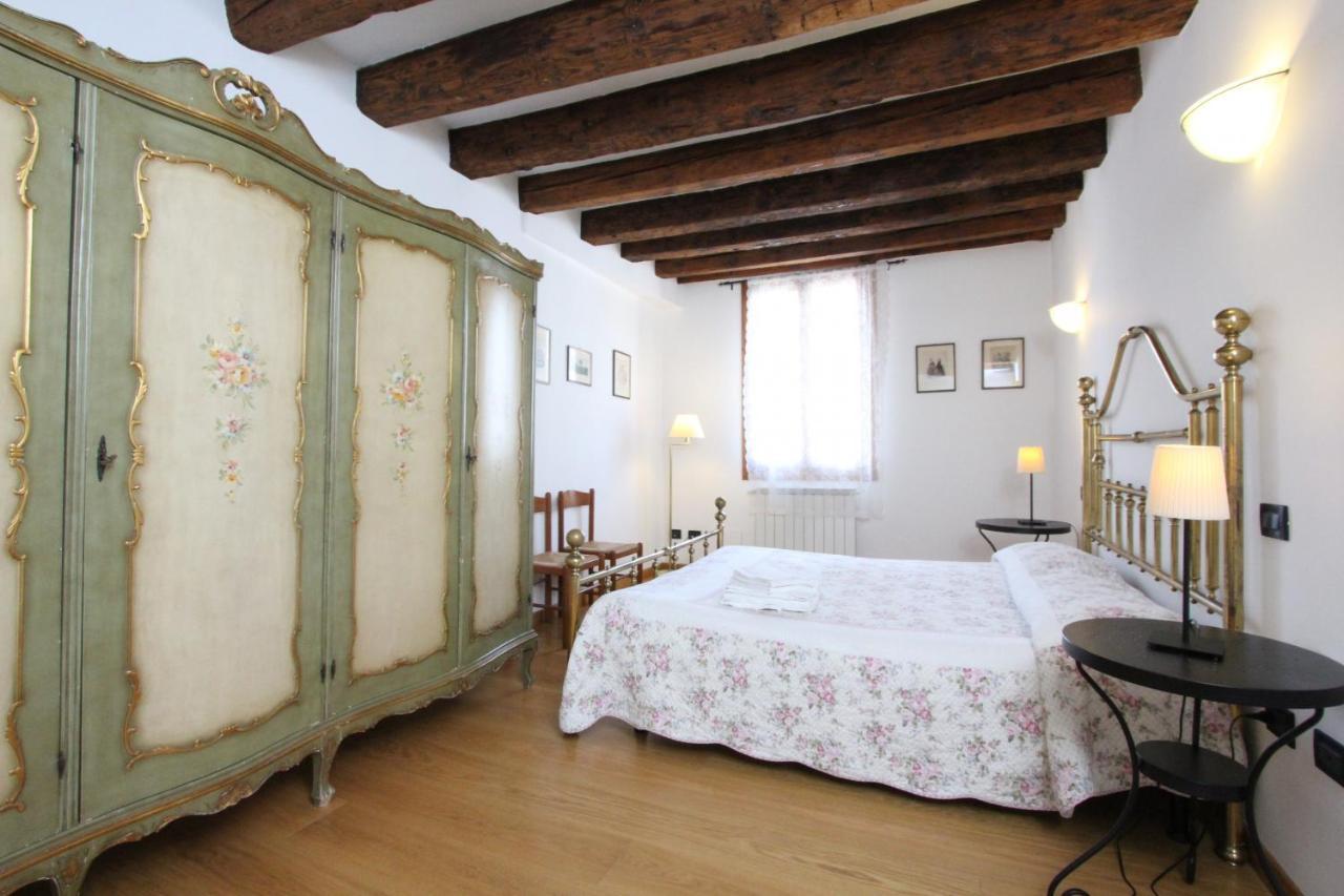 Residence Dei Mori Венеция Екстериор снимка